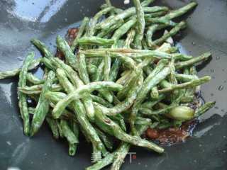 Stir-fried Carobs with Soy Sauce recipe