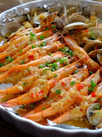 Grilled Clams and Shrimps with Enoki Mushrooms and Garlic recipe