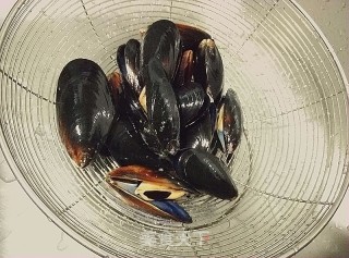 Pickled Pepper Mussels recipe