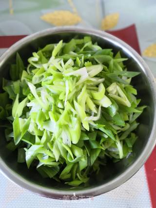 Scallion Sauerkraut Yeast Noodle Cake recipe