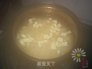 Stir-fried Peanuts with Cilantro and Dried Tofu recipe