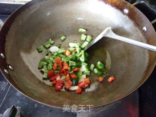 Stir-fried Cantonese Vegetable Stalks with Green and Red Peppers recipe