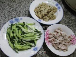 Stir-fried Cucumber with Pork Belly and Gluten recipe