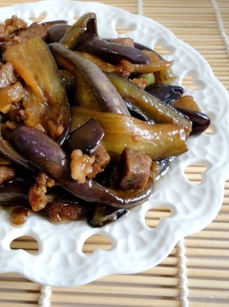 Eggplant with Sauce-flavored Minced Pork