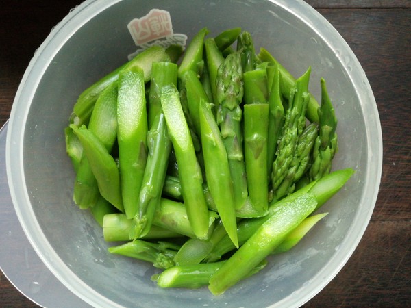 Asparagus Stir-fried Pork recipe