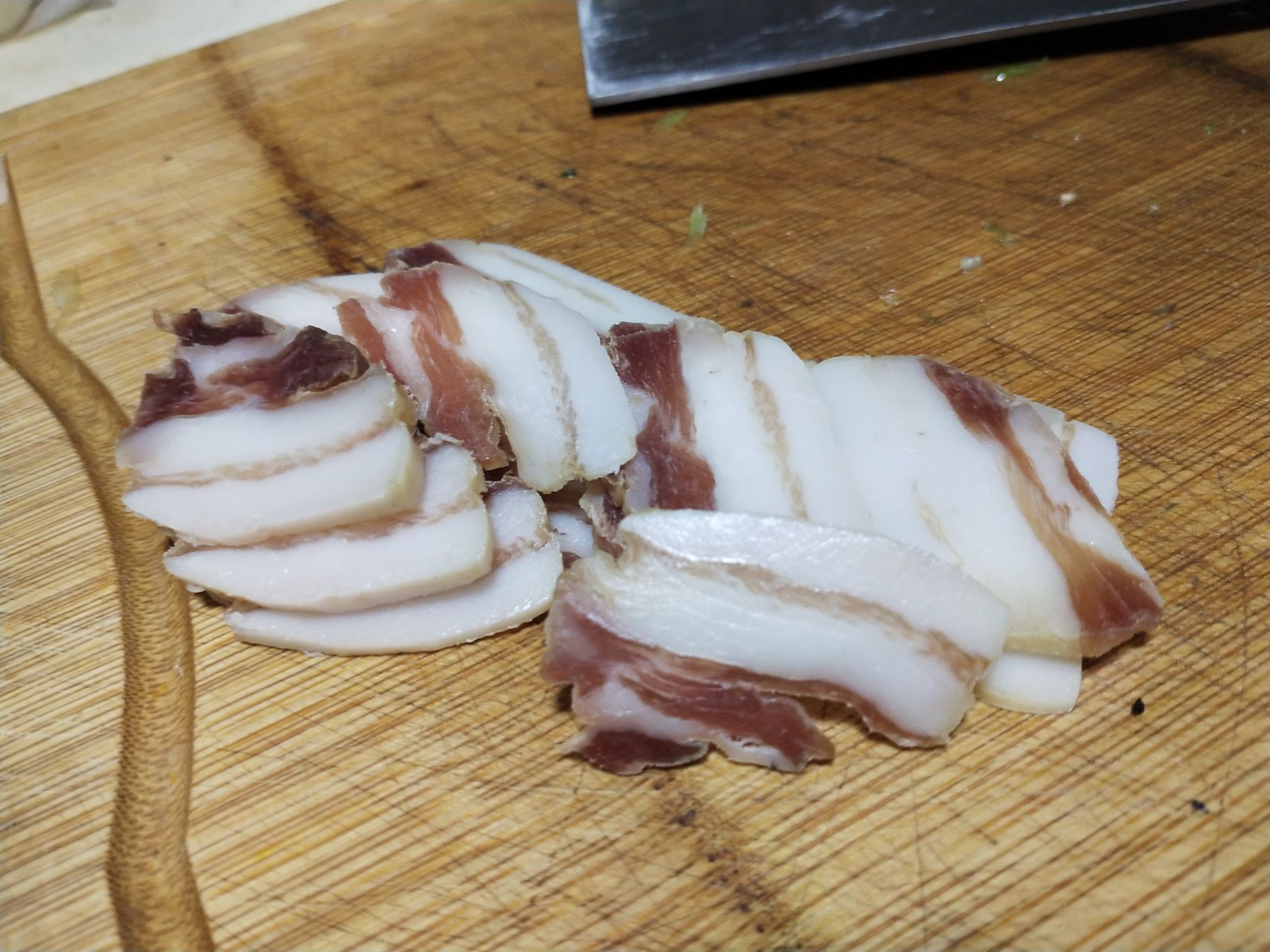 Stir-fried Bacon with Artemisia Quinoa recipe