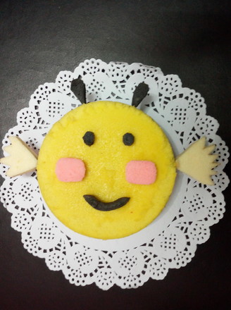 Kawaii's Little Bee Cake