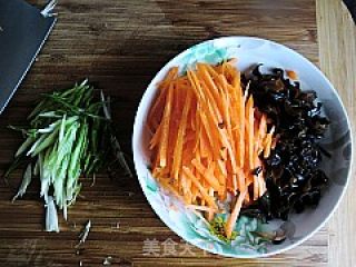 Stir-fried Shredded Tofu with Carrots recipe