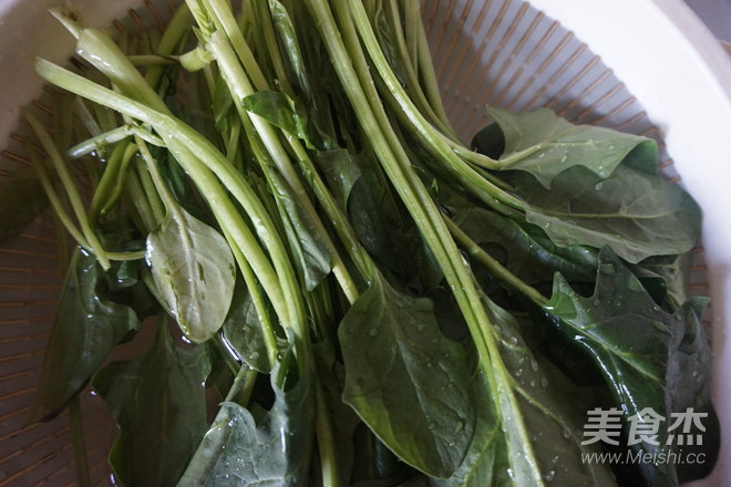 Tofu with Vernal Equinox and Red Oil Mixed with Spinach recipe