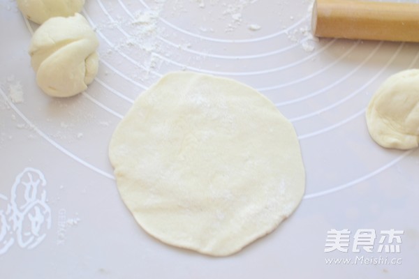 Spring Bamboo Shoots and Leek Buns recipe