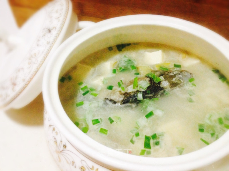 Milky White Crucian Fish Tofu Soup recipe
