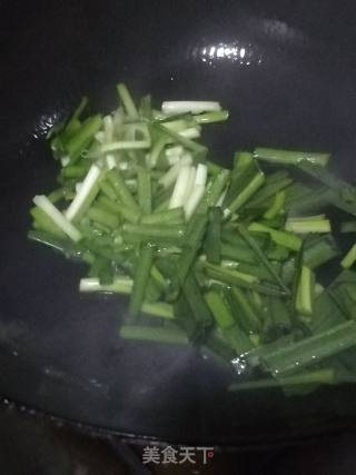 Stewed Fish Balls with Leek recipe