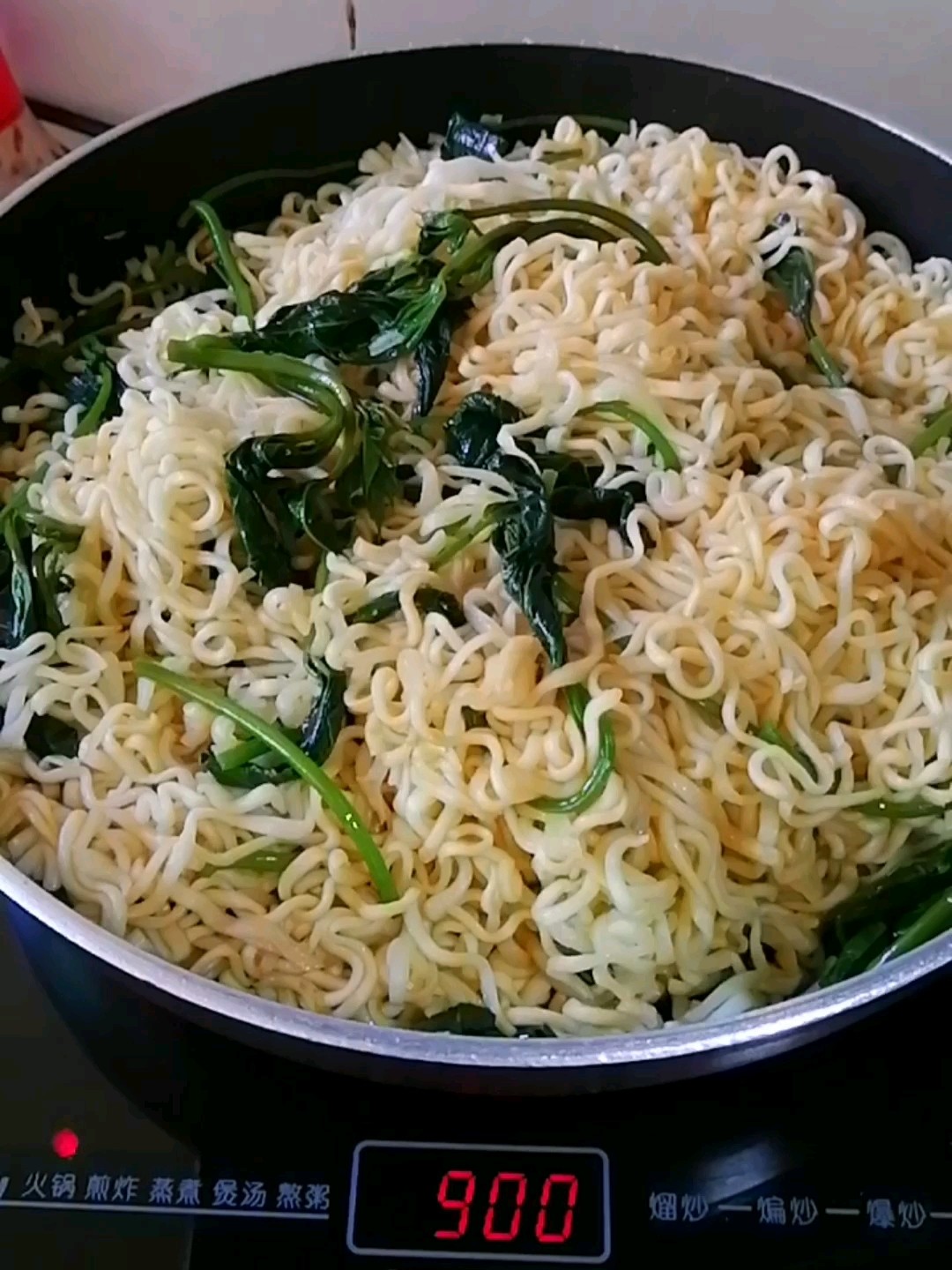 Fried Noodles with Sweet Potato Leaves recipe