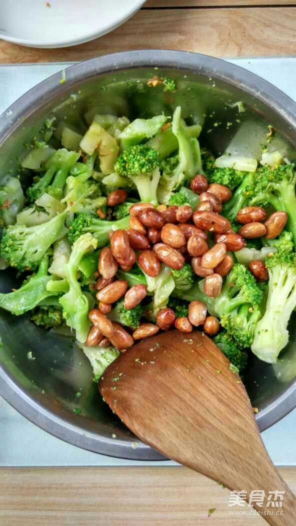 Broccoli Salad recipe