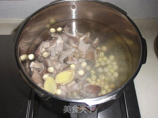Pork Belly and Lotus Seed Soup recipe