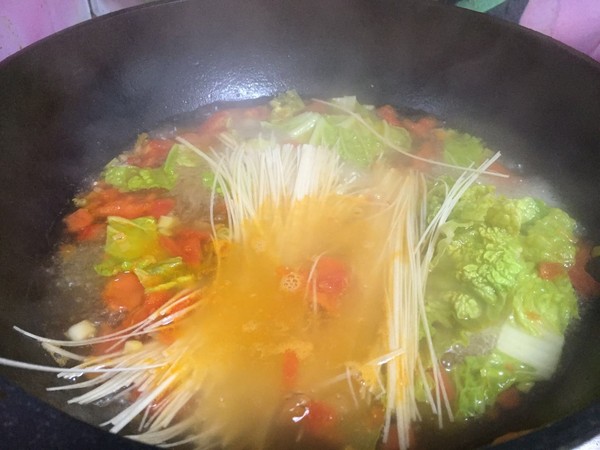 Tomato Soy Pot Noodles recipe