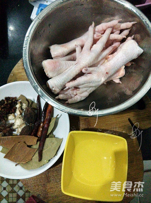 Homemade Pickled Chicken Feet recipe