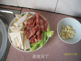Sausage and Pleurotus Eryngii recipe