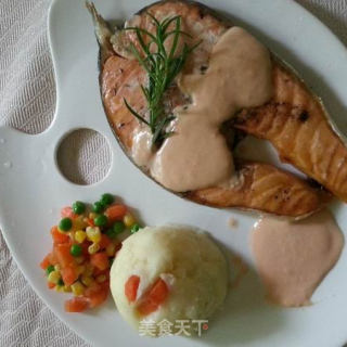 Grilled Salmon with Mashed Potatoes recipe