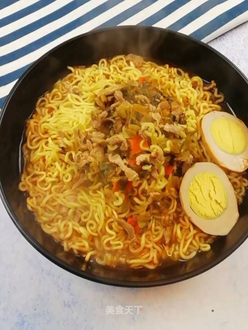 Instant Noodles with Sauerkraut recipe
