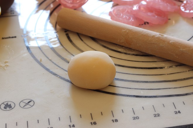 Snowy Mooncakes with Custard Filling recipe