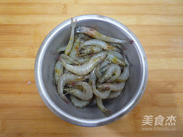 Stir-fried Shrimp with Green Pepper recipe