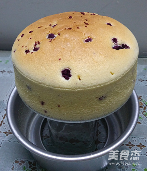 Purple Sweet Potato Decorated Yogurt Cake recipe