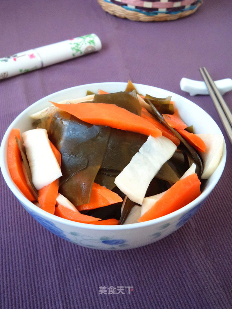 Carrots Mixed with Kelp recipe