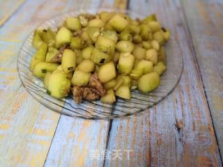 Stir-fried Diced Cucumber with Minced Meat recipe
