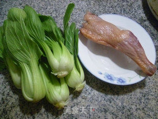 Stir-fried Vegetables with Cured Chicken Drumsticks recipe