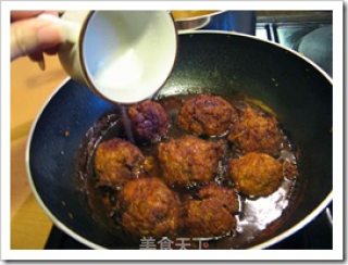 Meat Ball with Soy Sauce recipe