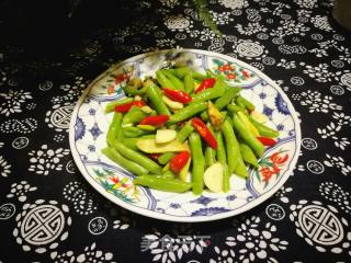 #团圆饭# Fried Long Beans with Millet and Pepper recipe