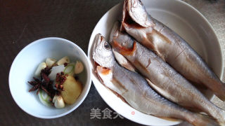 Home Cooked Yellow Croaker recipe
