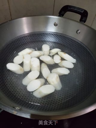 Duck Skeleton Yam in Clay Pot recipe