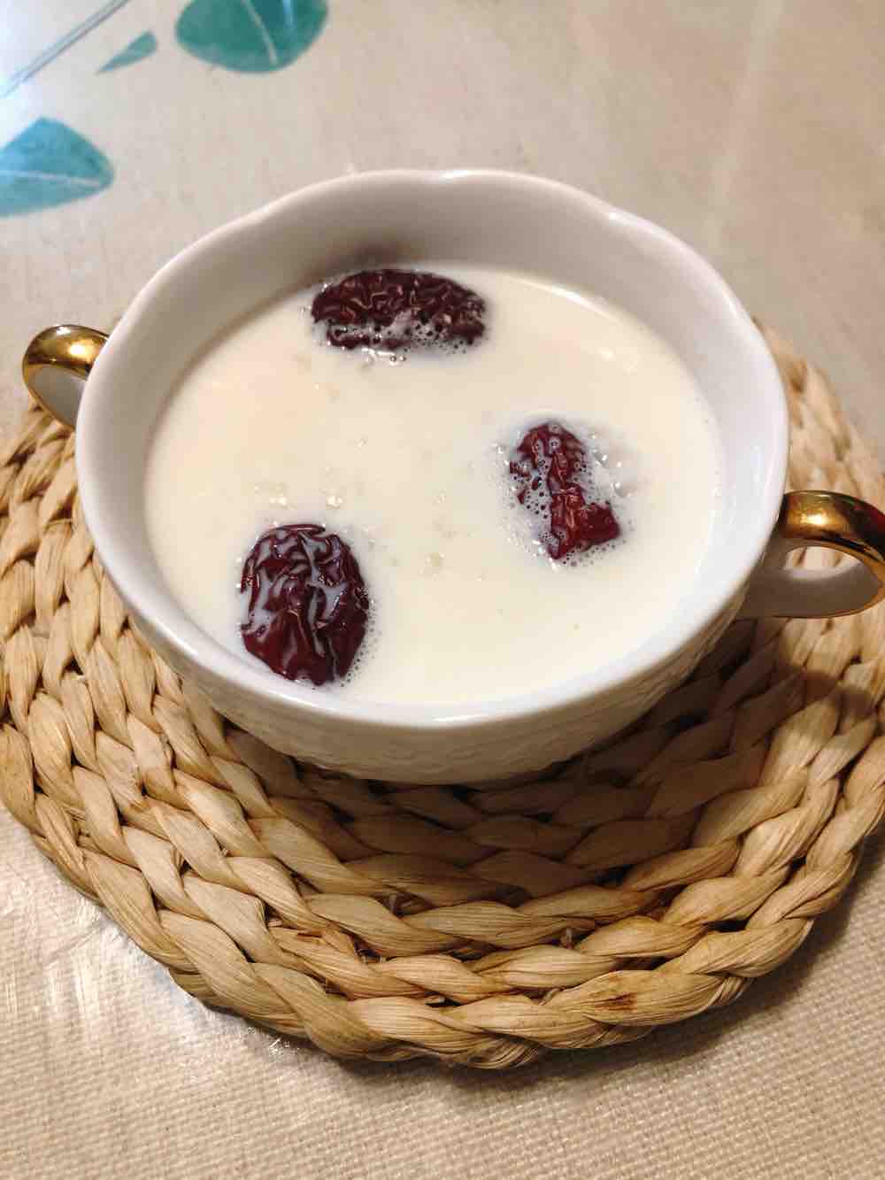 Milk and Red Dates Porridge recipe