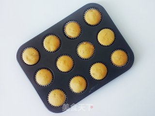 Yuzu Honey Mini Muffins recipe