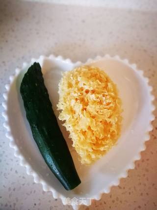 Fried Melon Slices with White Fungus recipe