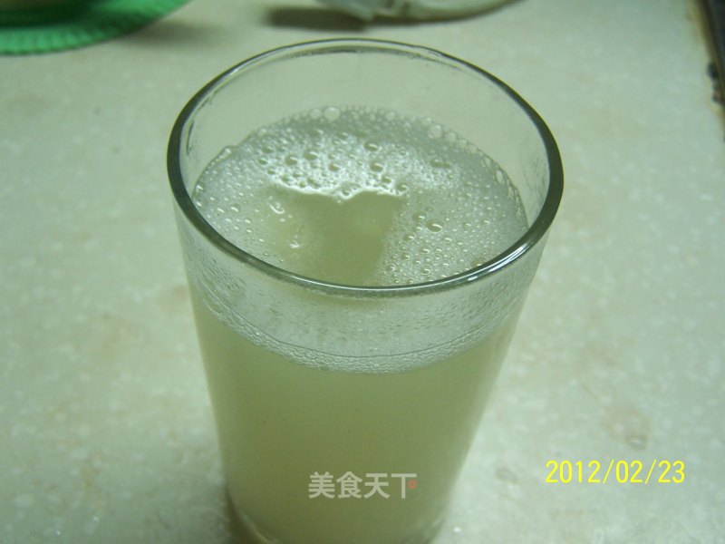 Lazy Cooking-simple Heat-clearing Lungs, Rock Sugar, White Fungus and Pear Soup recipe