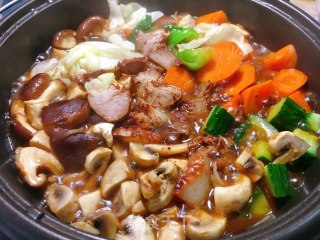 Three Sauce Stew Pot with Sauce, Mushrooms and Vegetables recipe