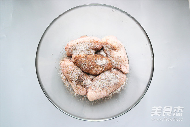 Microwave Salt and Pepper Chicken Wings recipe