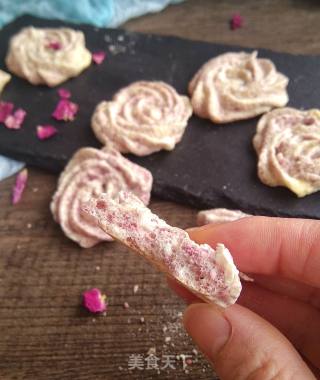 Rose Meringue recipe