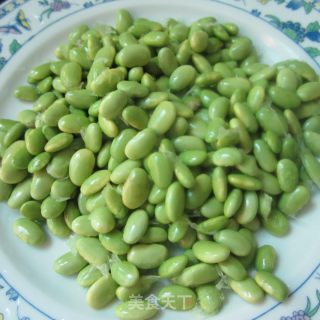 Stir-fried Bacon with Fresh Soybeans recipe