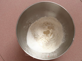 Whole Wheat Pumpkin Rolls recipe