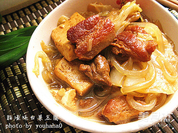 Stewed Cabbage Tofu with Fat Residue recipe