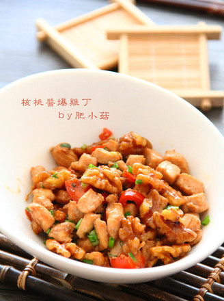 Stir-fried Chicken with Walnut Sauce recipe