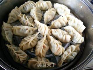 Steamed Dumplings with Leek recipe