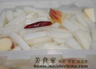 Lime Sweet and Sour Radish recipe