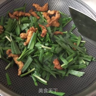 Fried Pork with Leeks recipe