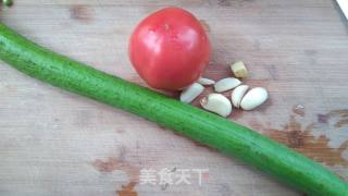 Stir-fried Loofah with Tomato recipe