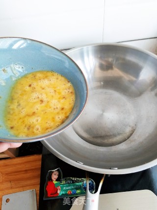 Fried Fungus with Eggs recipe